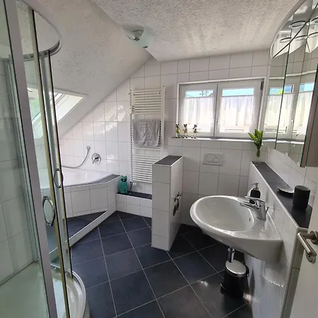 Appartement Am Waldrand Von *